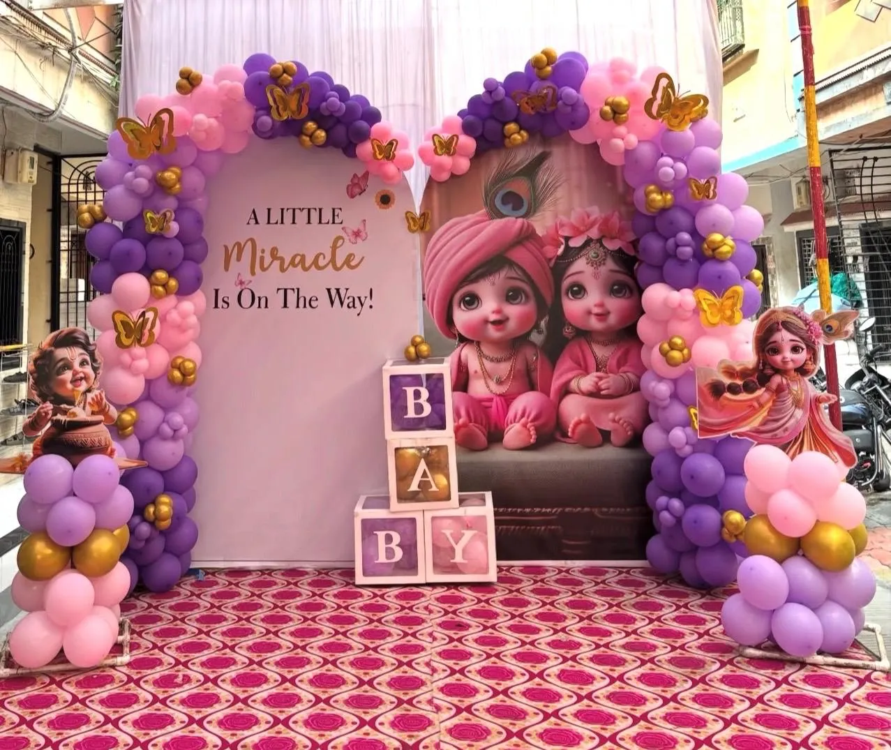 Pink welcome baby balloon decoration